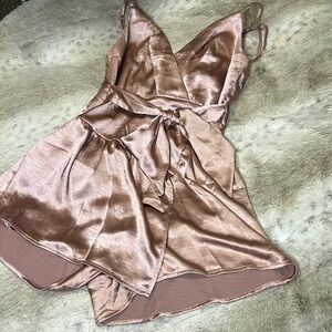 Selfie Leslie - Angel Biba Romper